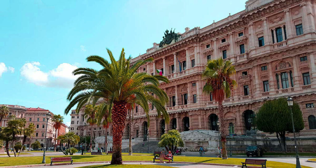 Carnets et photos de voyage italie - Rome : Piazza Cavourc