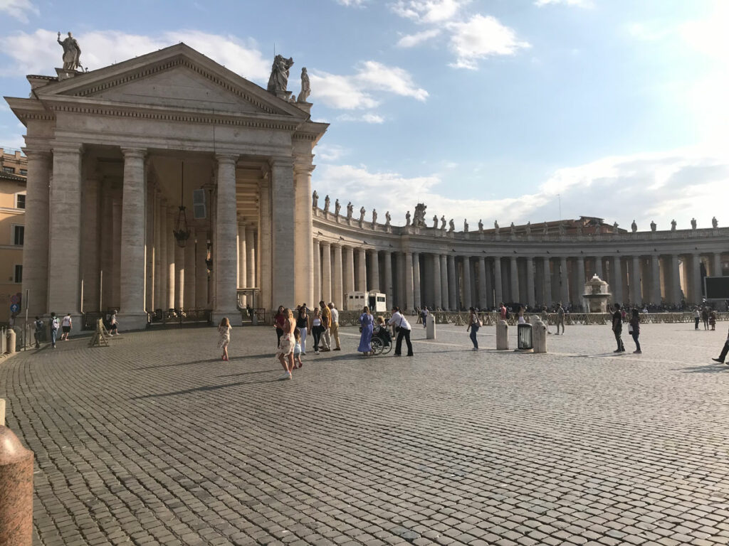 carnets et photos de voyage italie - Rome : la place Saint Pierre