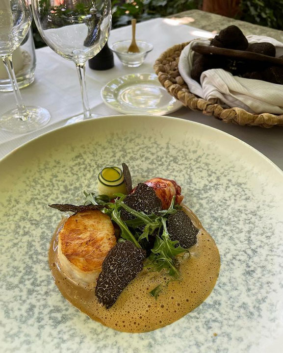 Carnets et photos de voyage france - routes gourmandes en provence : Bruno de Lorgue - plats à la carte ou au menus - photo insta @restaurant_chezbruno