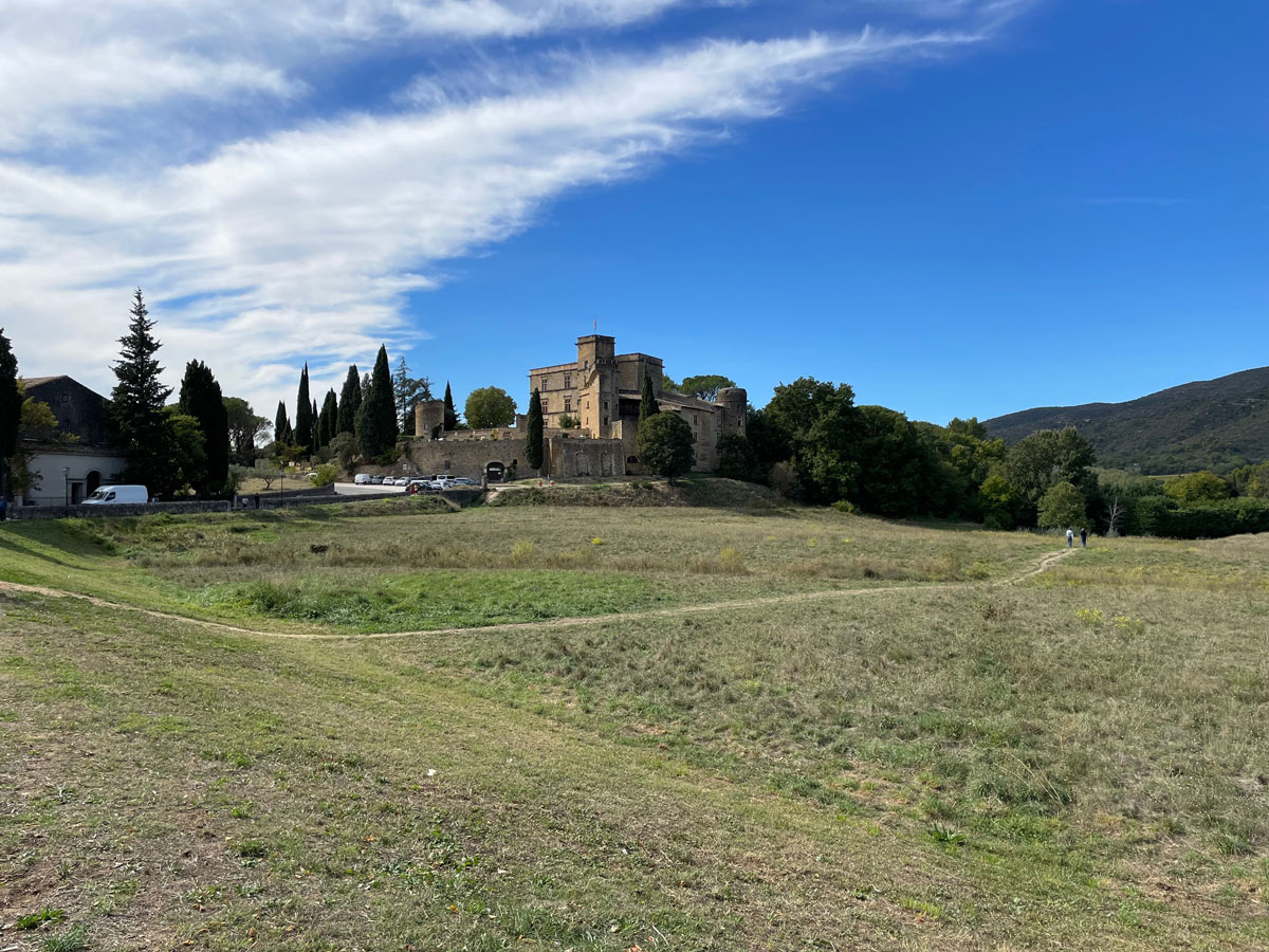 carnets et photos de voyage france - routes gourmandes en provence : Lourmarin