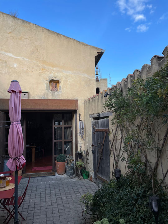 Carnets et photos de voyage france - escapade corbieres et Minervois : Cucugnan et la maison hôtes La Tourette