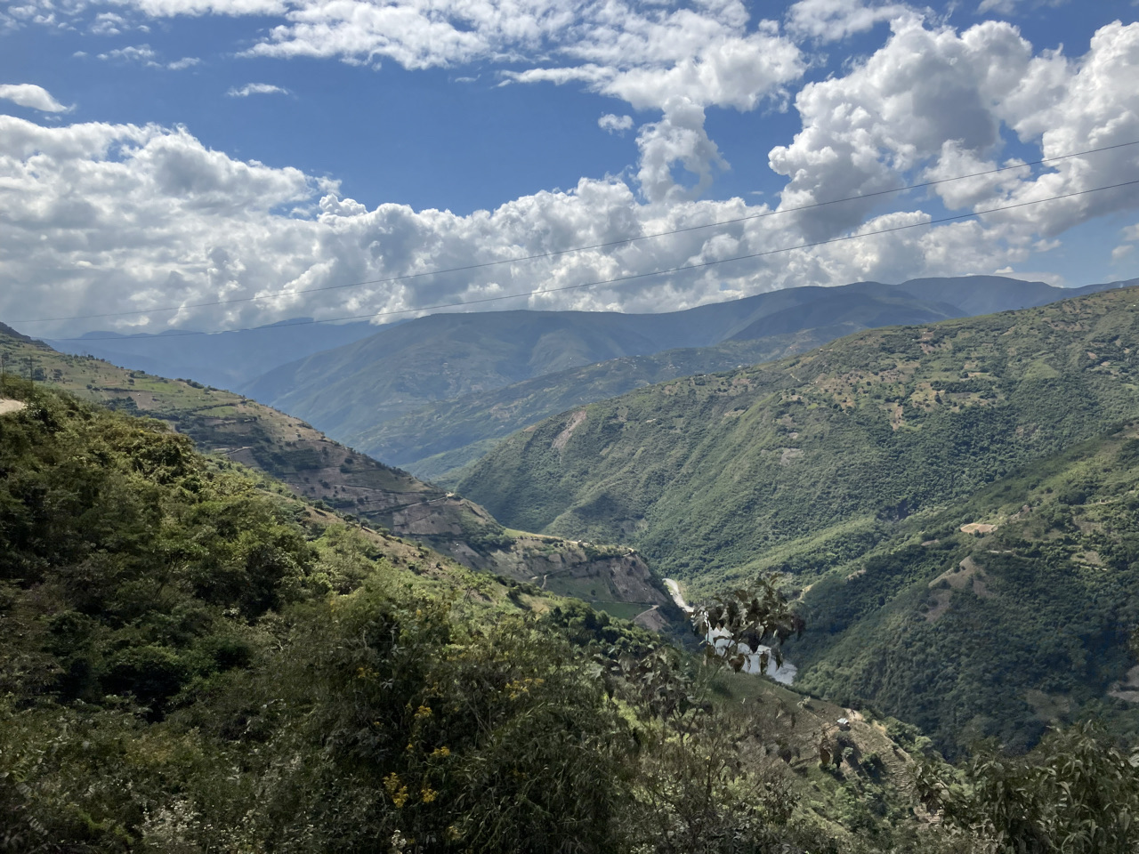 Carnets et photos de voyage Bolivie - étape 16 de Tuni à Coripata, la piste de la montagne