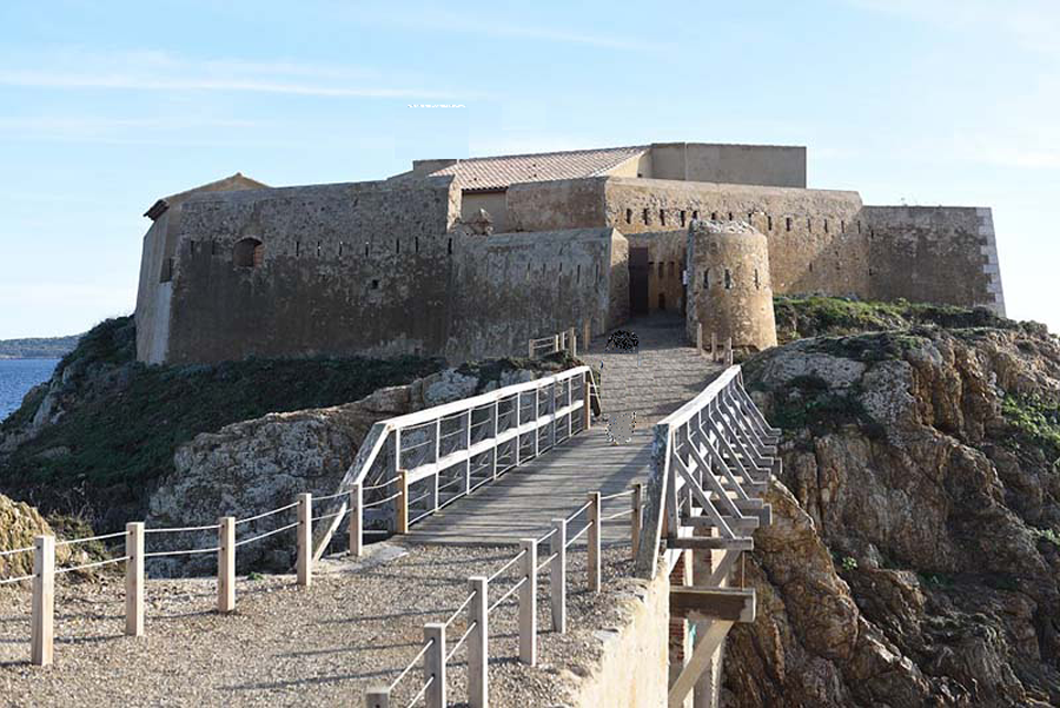 carnets et photos de voyage - escapade Hyeres et la Presqu'Île de Giens : Fort du Pradeau