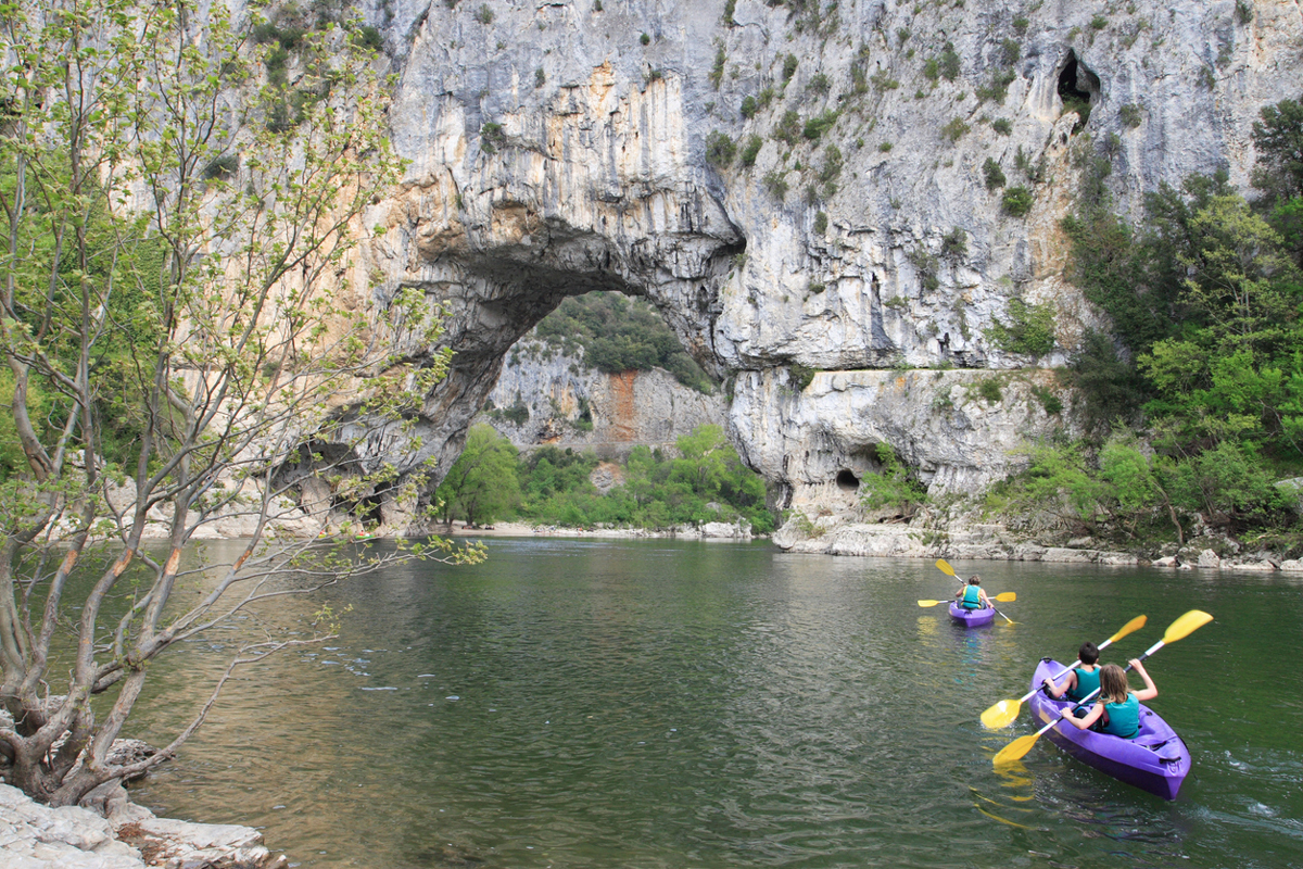Carnets et photos de voyage France - Escapade en Ardeche : location canoé-kayak Ardeche